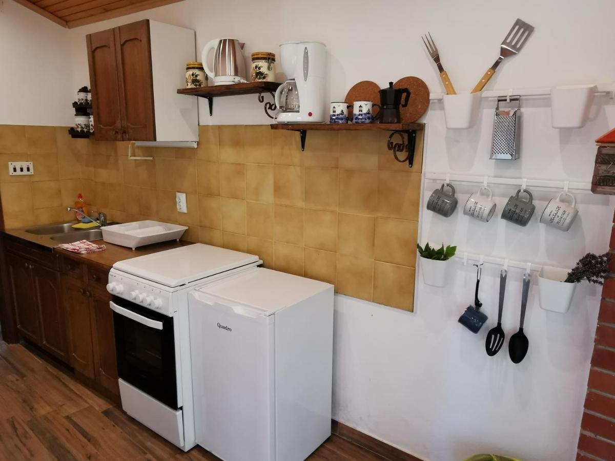 Apartment Kika Ližnjan Екстериор снимка