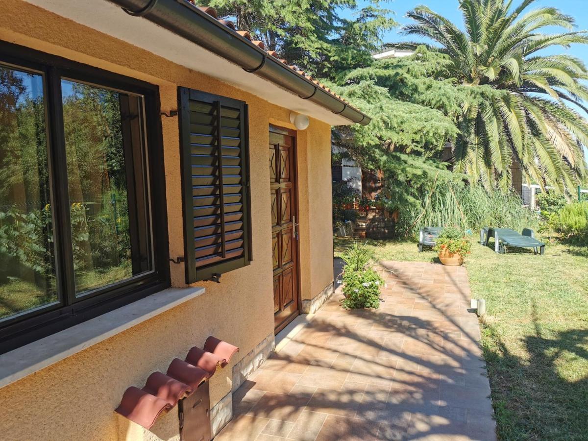 Apartment Kika Ližnjan Екстериор снимка